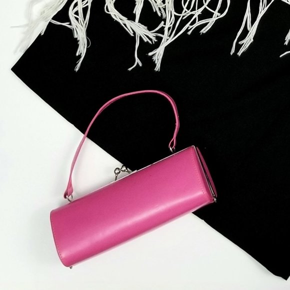 FIND THESE BEAUTIES & SO MUCH MORE IN MY CLOSET! - Picture 4 of 5